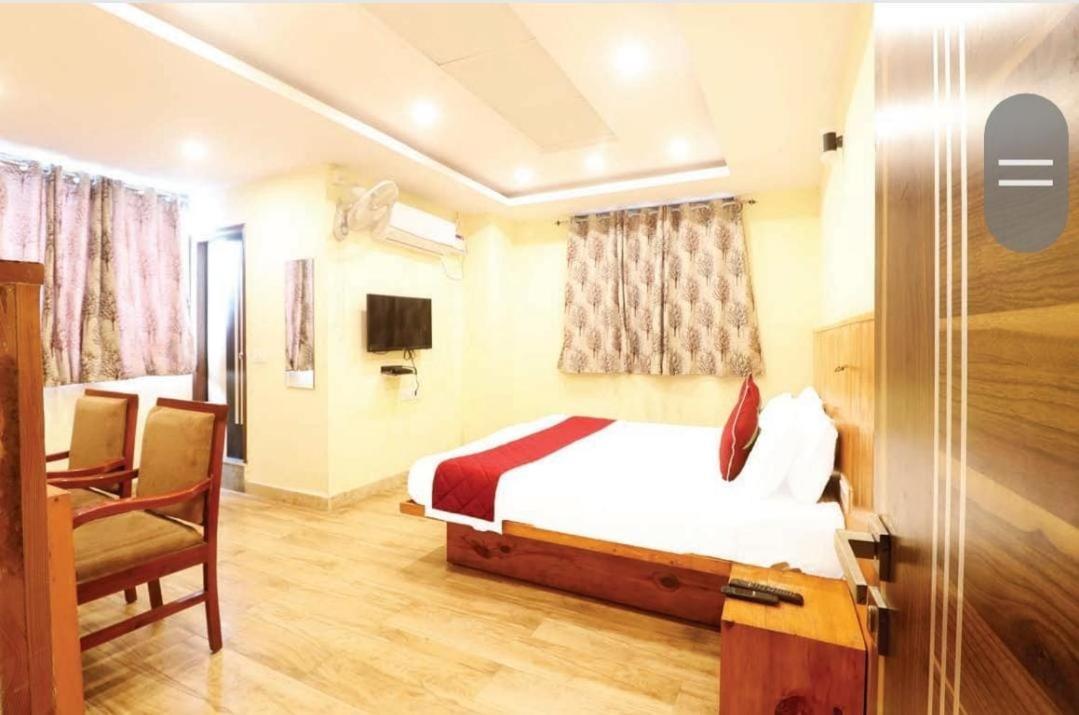 העיר בנגלור Hotel Royal Orbit מראה חיצוני תמונה